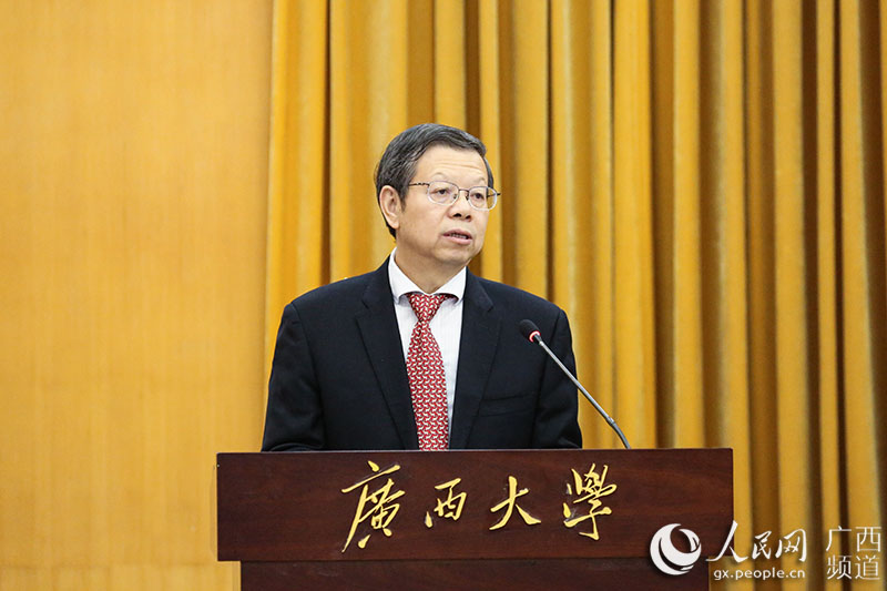 刘正东在国际投资贸易与广西自贸区法制建设国际研讨会上的致辞来自世界各地的国际投资贸易法研究专家们汇聚EMC易倍官方网站，围绕中国（广西）自由贸易试验区建设需要，共同探讨国际经贸投资合作中的法律风险及解决之道，我表示诚挚的欢迎和衷心的感谢【详细】 